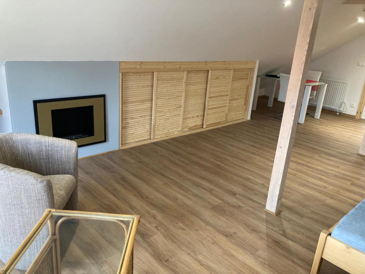 Dum U Lipky Apartment Svetla nad Sazavou Ngoại thất bức ảnh